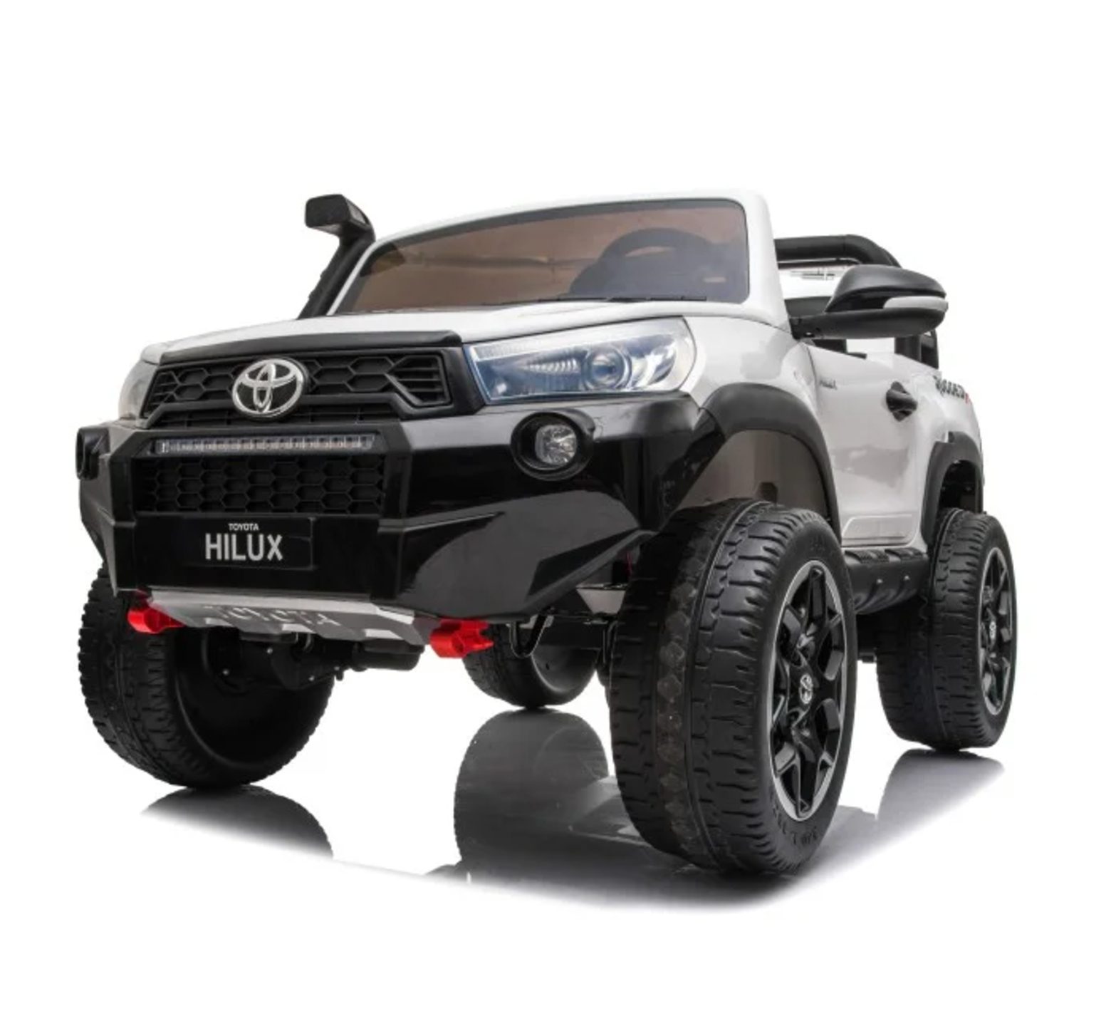 813555-hilux-ασπρο-10