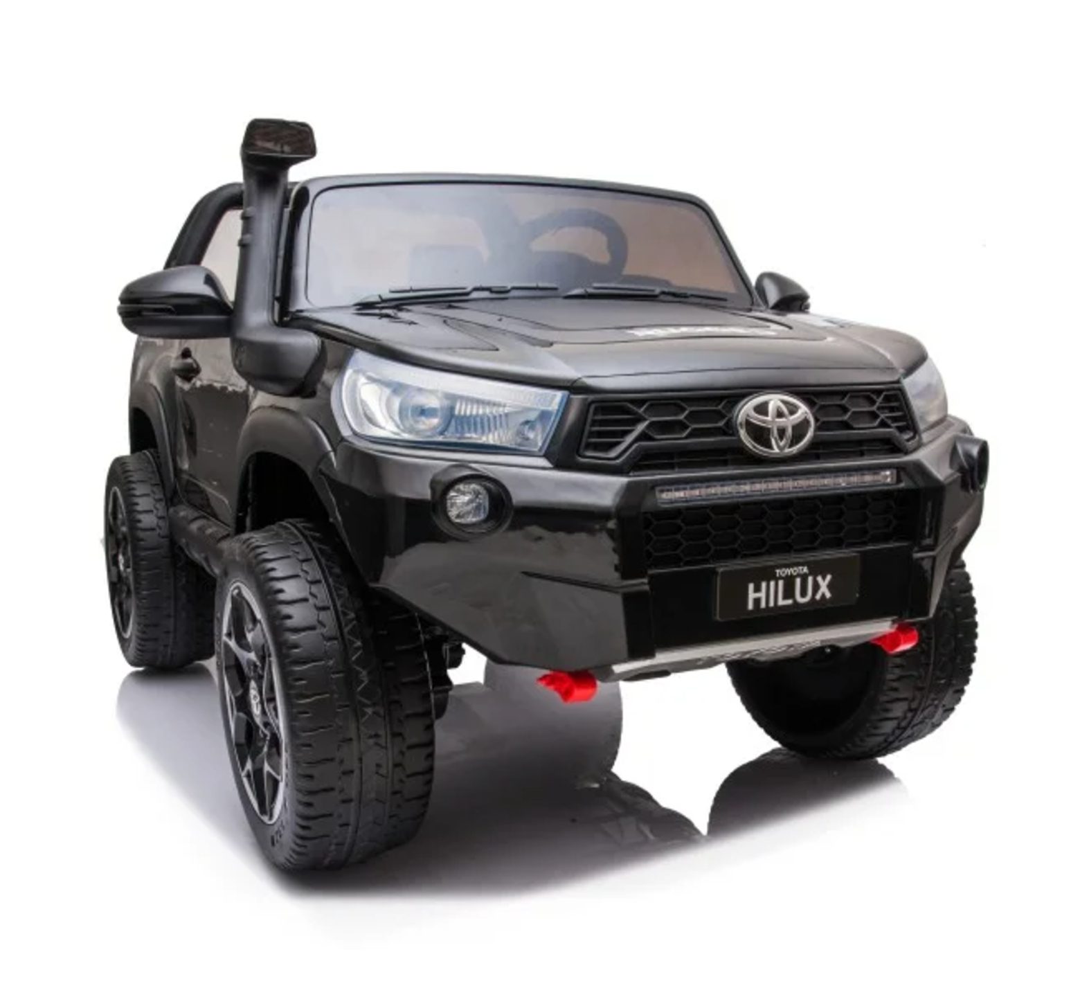 813555-hilux-μαυρο-8