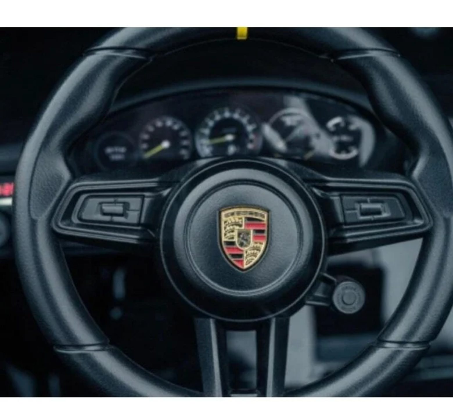911-ΜΑΥΡΟ-2